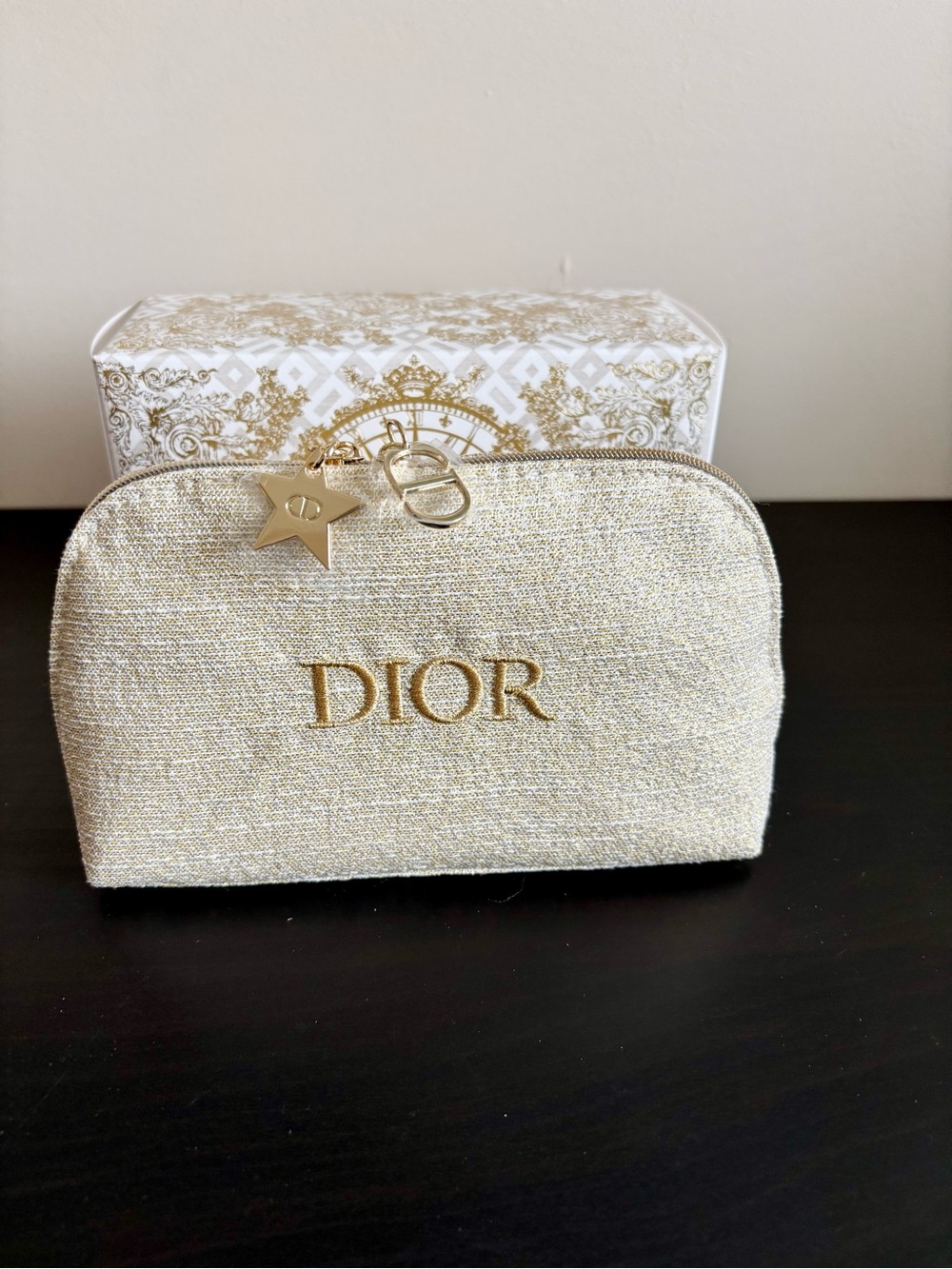 ✨NIB✨ Dior Beauty Gold Cosmetic Pouch